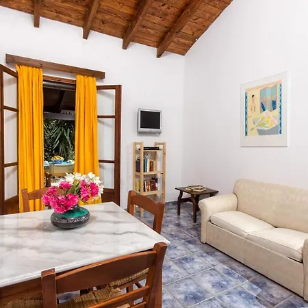 Liuba Holiday home *
