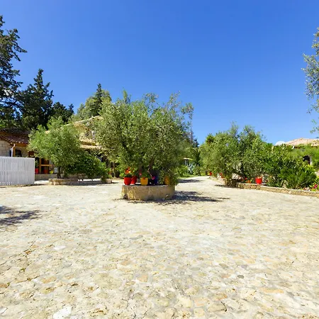 Liuba * Vasilikos (Zakynthos)