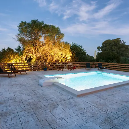 Liuba Holiday home *
